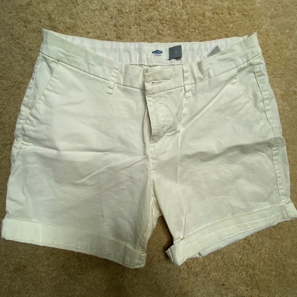 Old navy Bermuda shorts